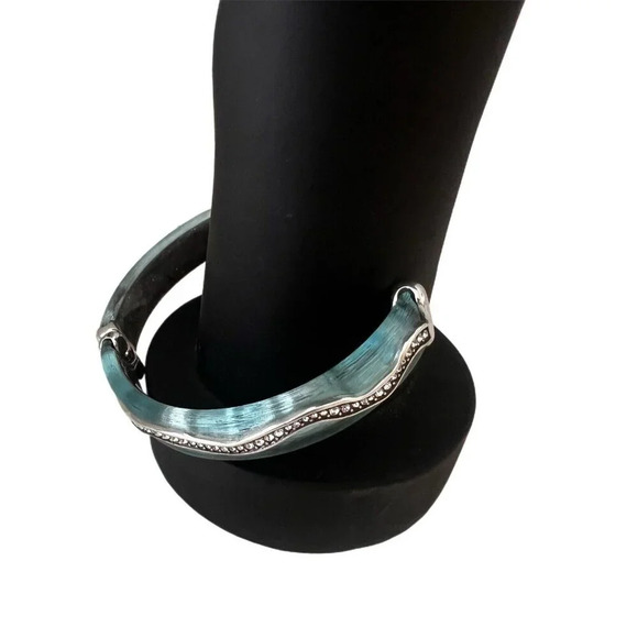 Brighton Trinity blue Hinged Bracelet With Clear Crystals. Lucite. - Picture 2 of 6